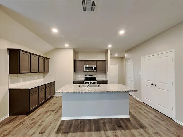 $2,130 | 2603 Hutchins Drive, Seagoville, TX 75159