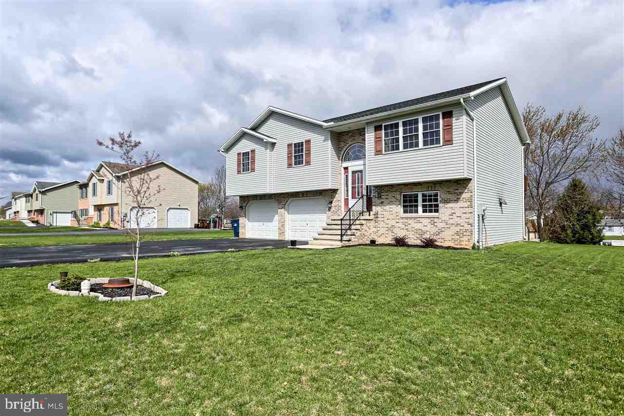 10493 Mapleton Road Shippensburg, PA 17257 - Photo 1 of 21 Gallery Image 1