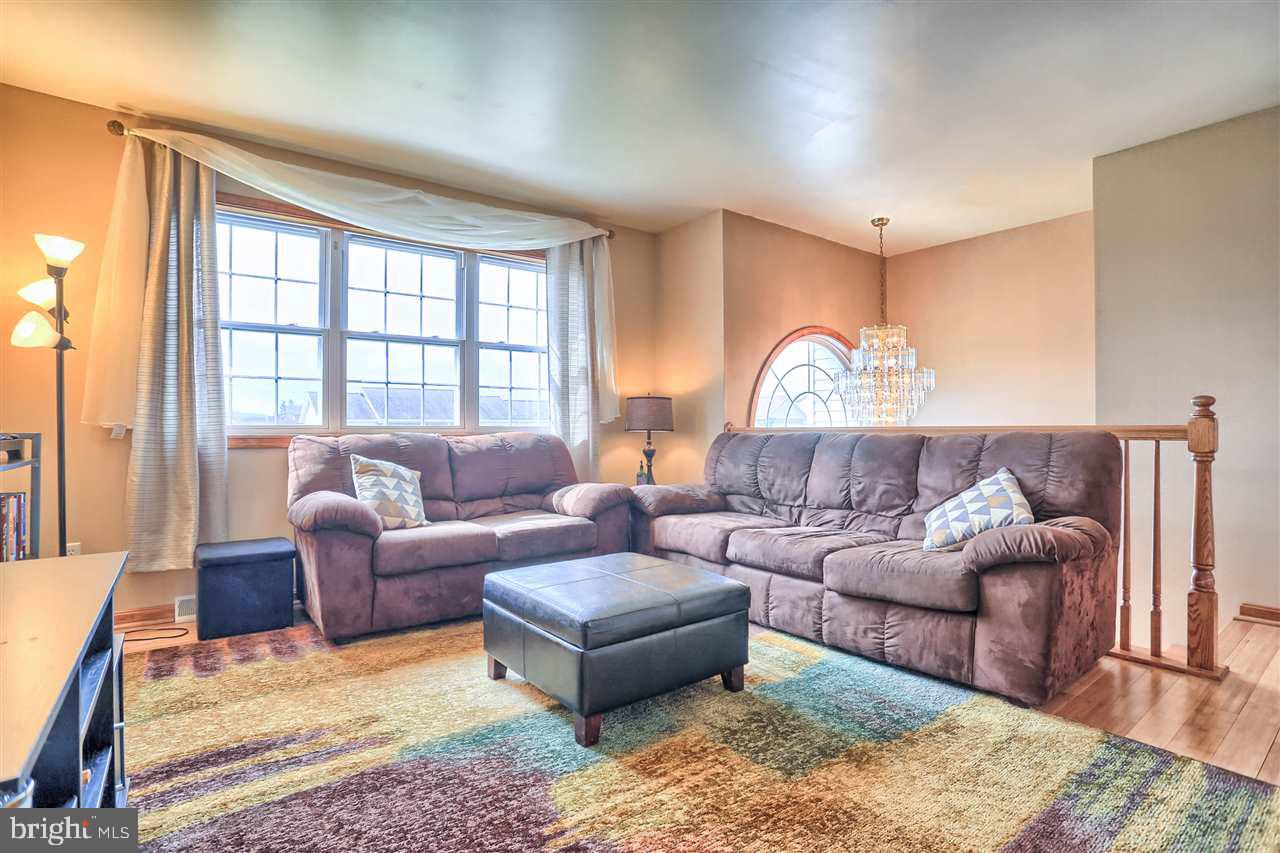 10493 Mapleton Road Shippensburg, PA 17257 - Photo 3 of 21 Gallery Image 3