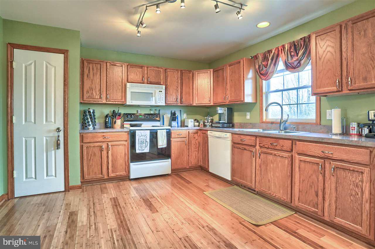 10493 Mapleton Road Shippensburg, PA 17257 - Photo 5 of 21 Gallery Image 5