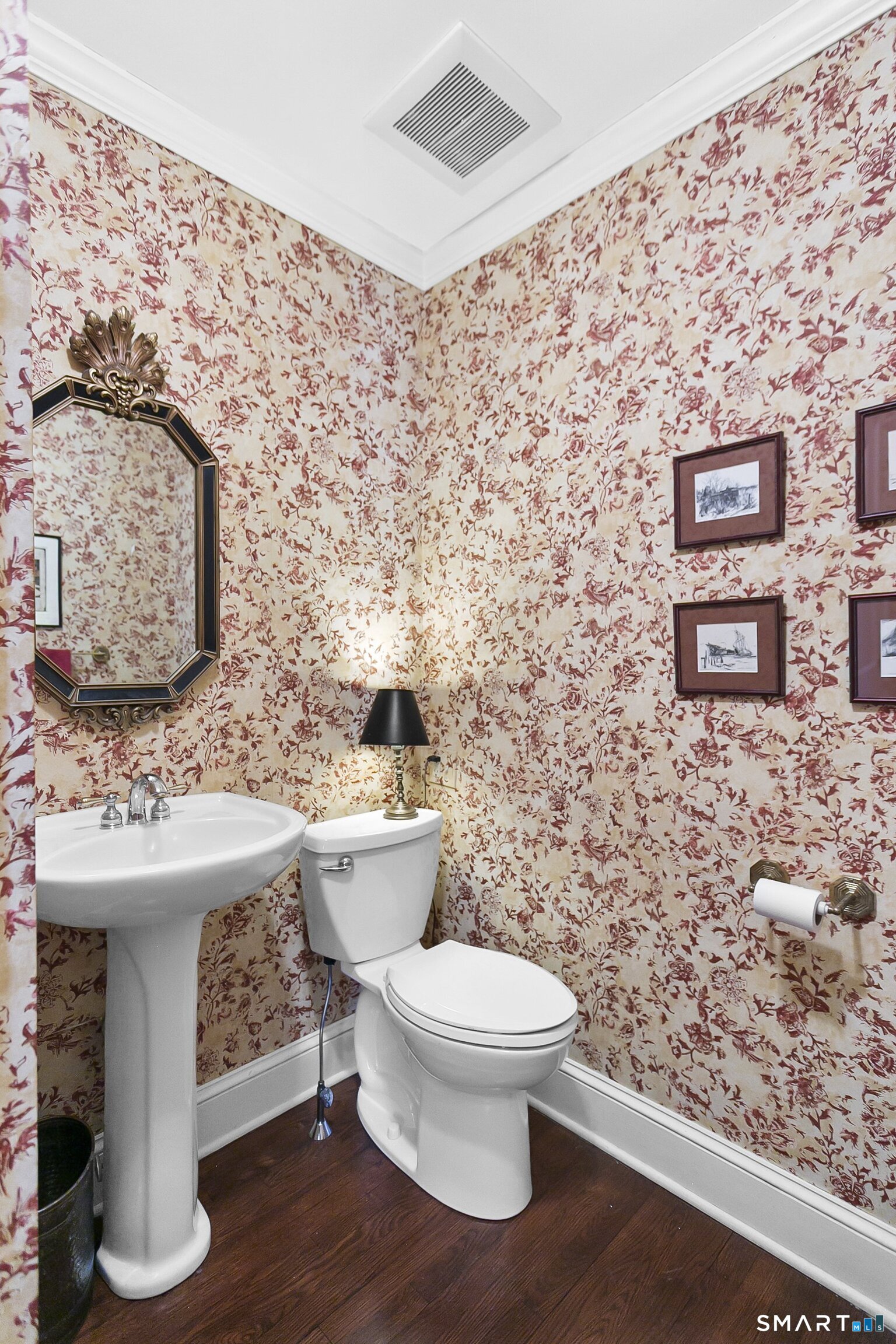 3674 Congress Street Fairfield, CT 06824 - Photo 17 of 32