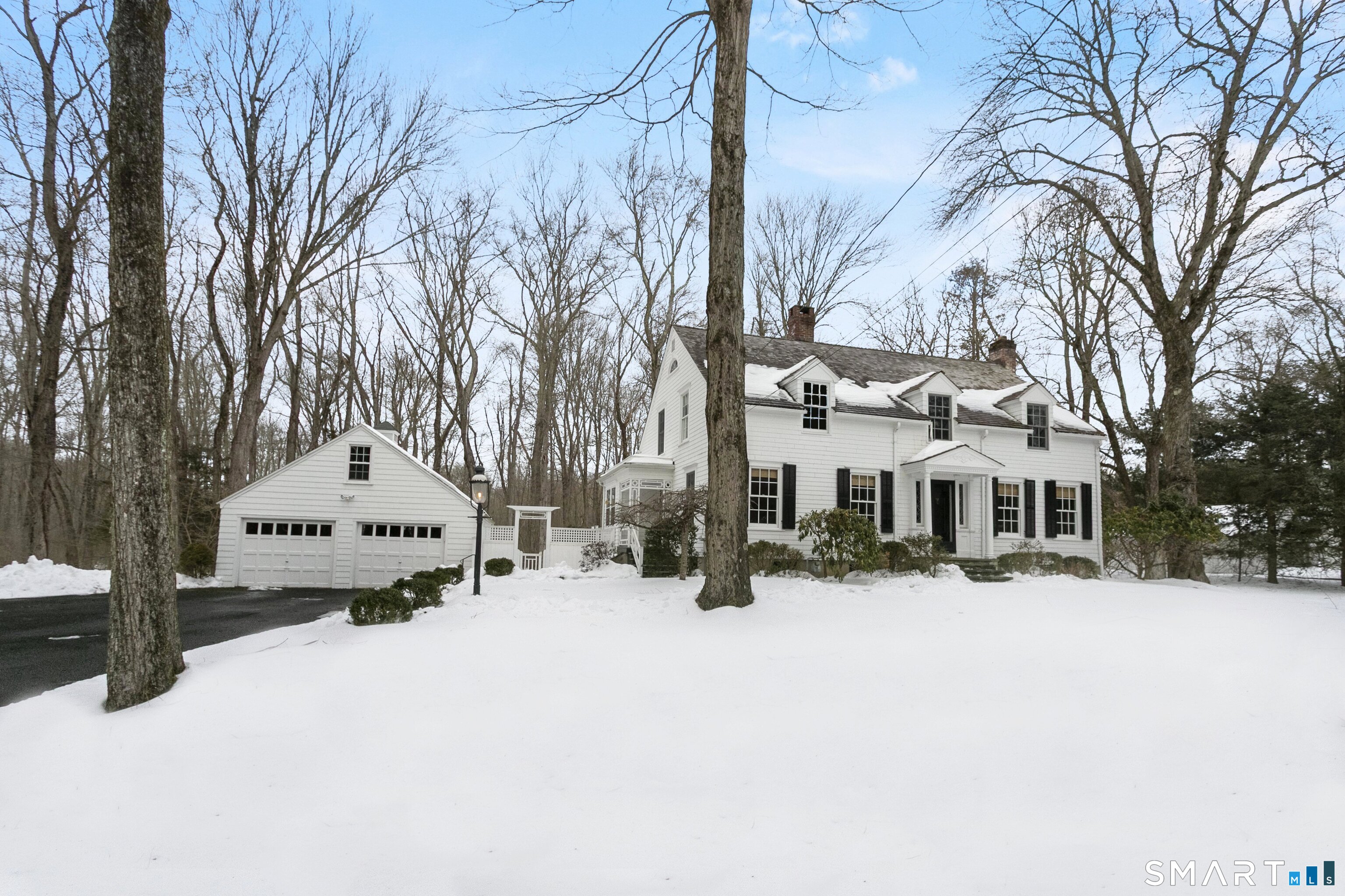 3674 Congress Street Fairfield, CT 06824 - Photo 2 of 32