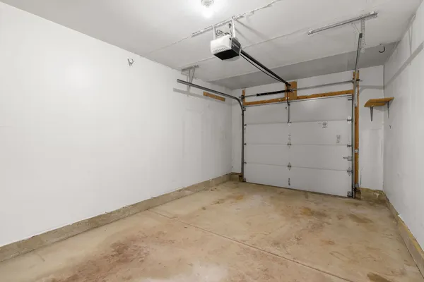 $380,000 | 160 Fairfield Lane, Carol Stream, IL 60188