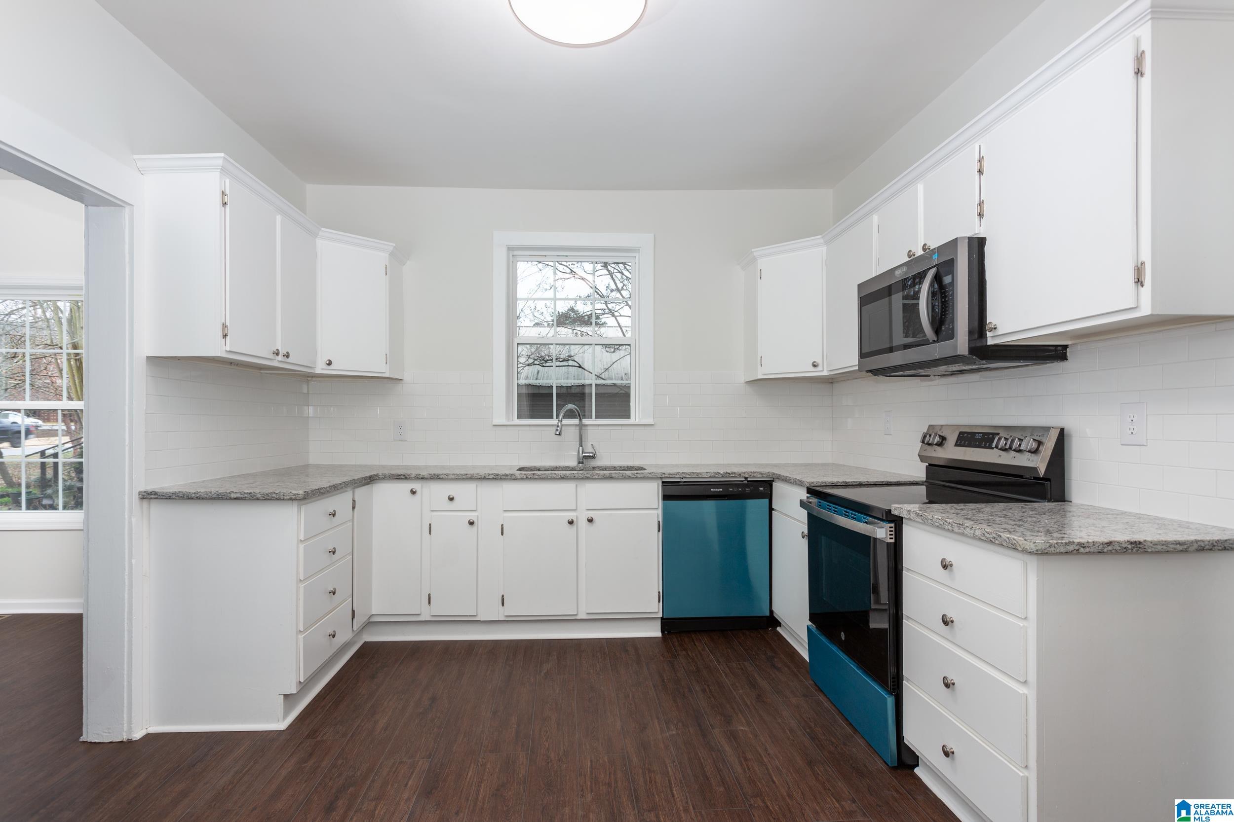 1788 Whitmire Street Northeast Leeds, AL 35094 - Photo 9 of 28