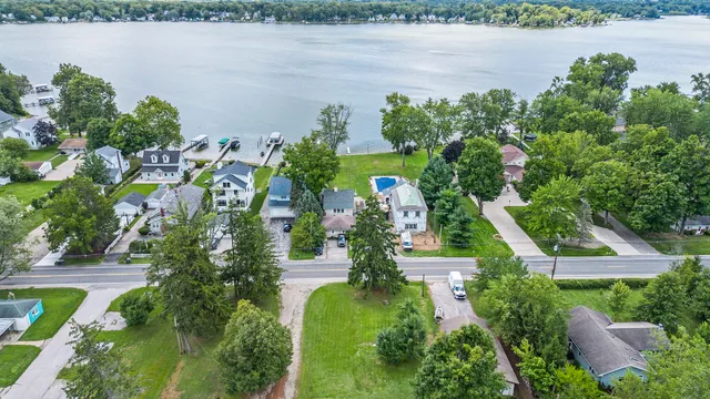 $40,000 | 5586 Paw Paw Lake Road, Coloma, MI 49038