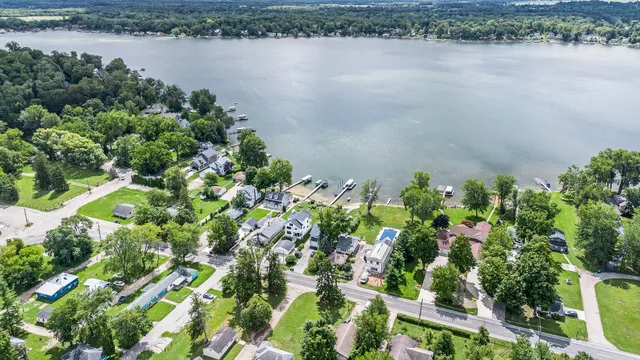 $40,000 | 5586 Paw Paw Lake Road, Coloma, MI 49038