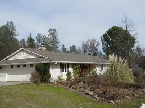 6260 Oasis Road Redding, CA 96003 - Photo 1 of 10 front