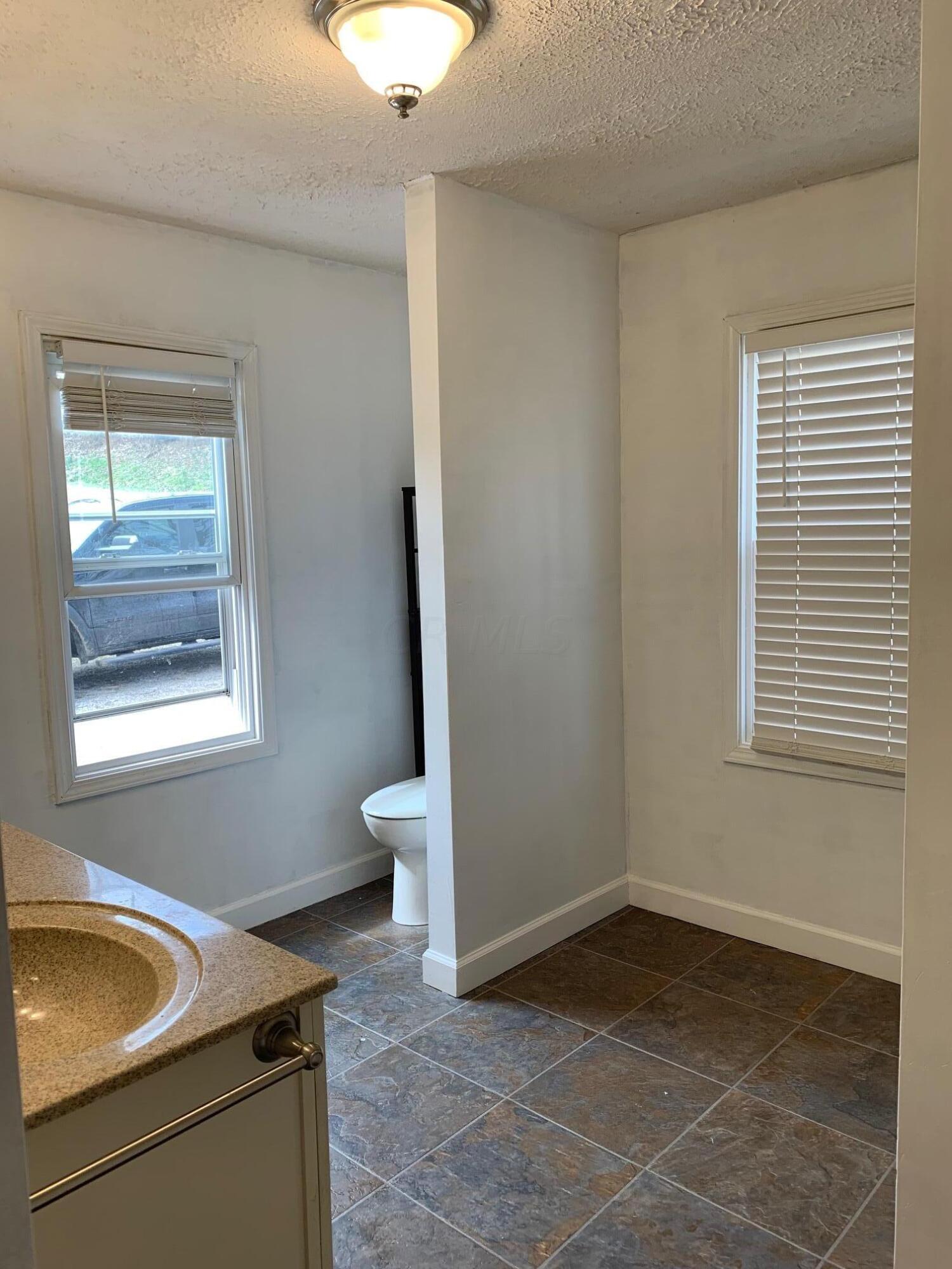 3012 West Point Road Southeast Lancaster, OH 43130 - Photo 13 of 25 3012 13