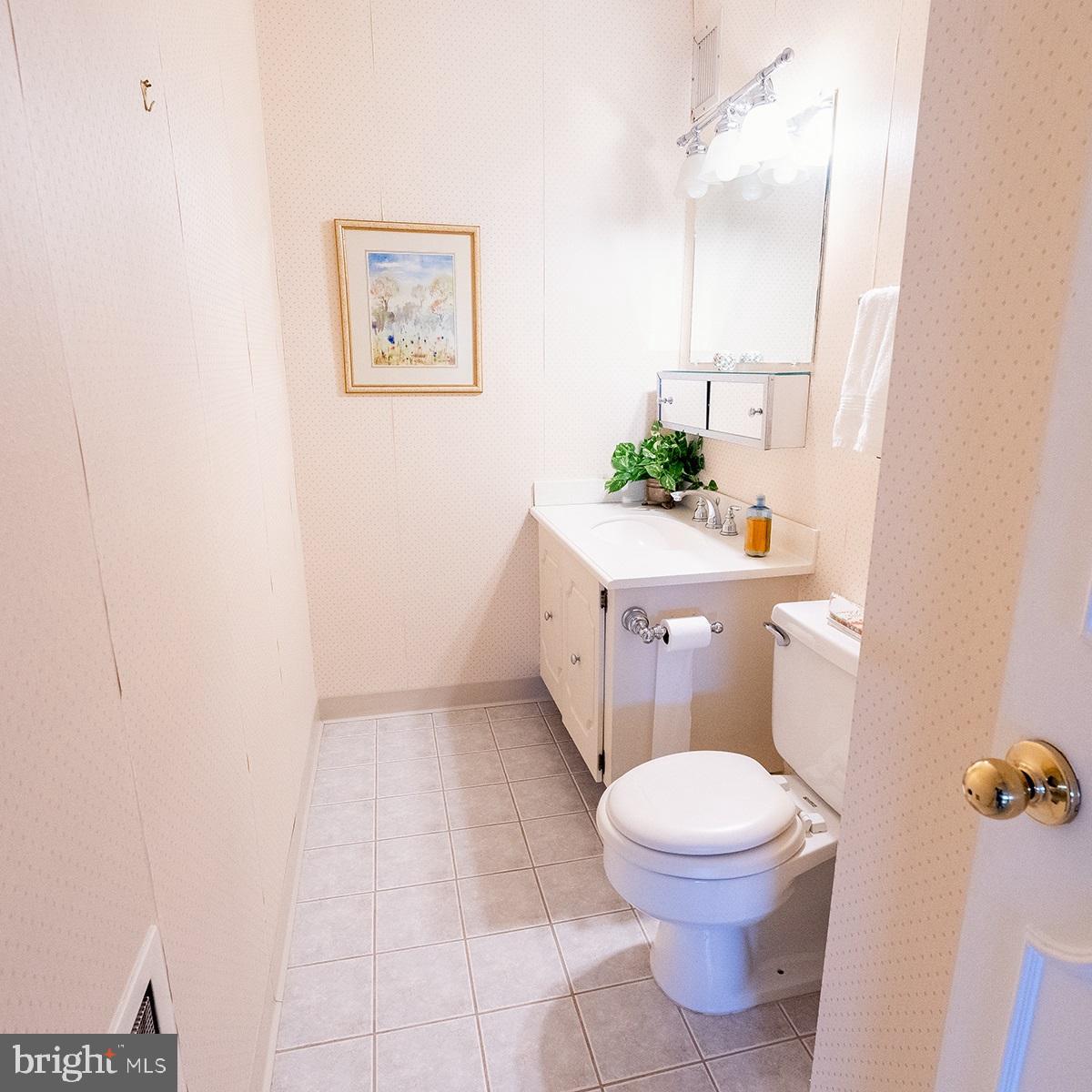 860 Lower Ferry Road, Unit 4G Ewing, NJ 08628 - Photo 8 of 23 Half Bath-Off Hallway