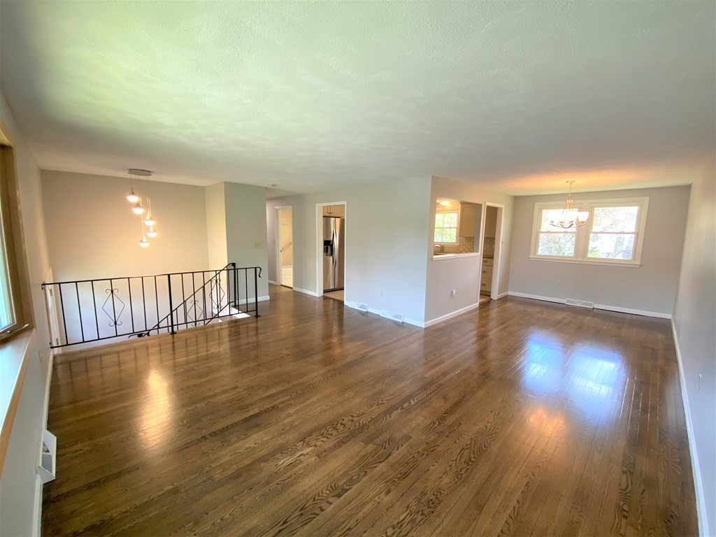 3 Old Farm Road Methuen, MA 01844 - Photo 8 of 30 Gallery Image 8