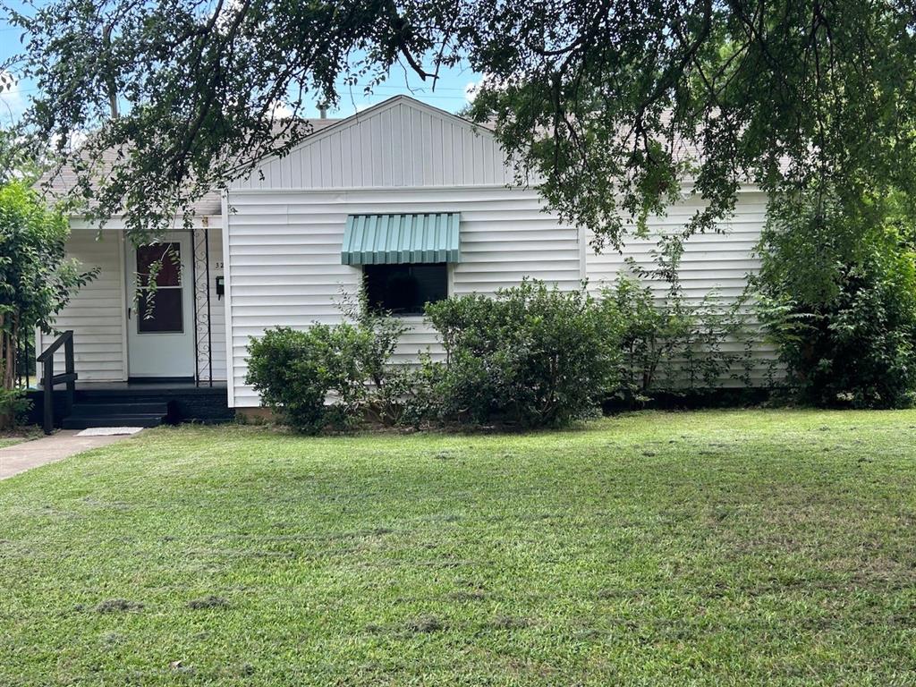 3208 Willowbrook Street Waco, TX 76711 - Photo 1 of 23
