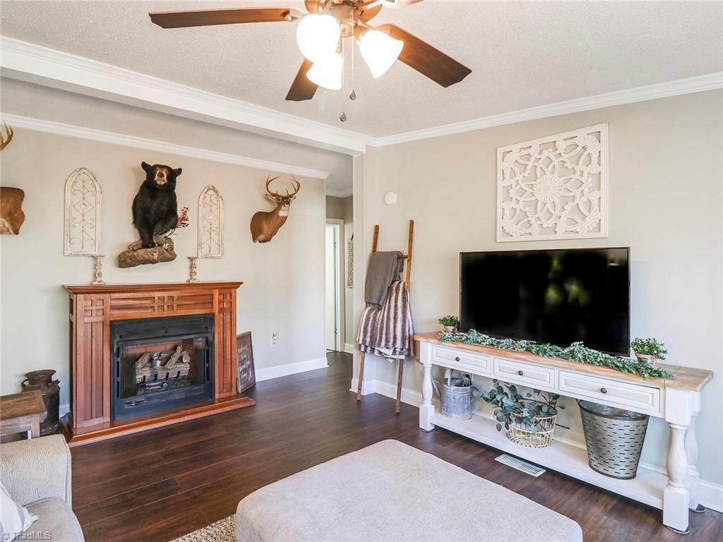 1256 Mock Road High Point, NC 27265 - Photo 10 of 27 Gallery Image 10