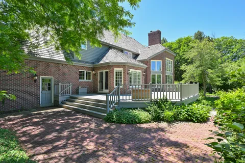 $2,695,000 | 2146 West Columbia Court, Mequon, WI 53092