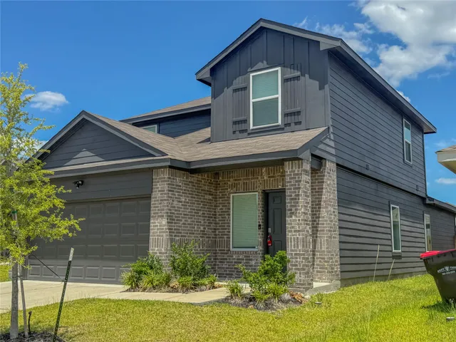 $2,200 | 12346 TRANQUIL Pnes Drive, Houston, TX 77014