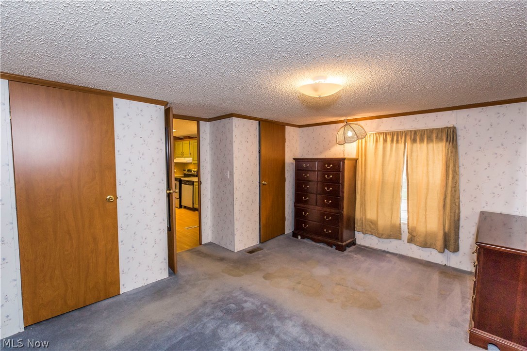 18592 Edwards Road, Unit 31 BUTTERNUT Doylestown, OH 44230 - Photo 23 of 34 Gallery Image 23