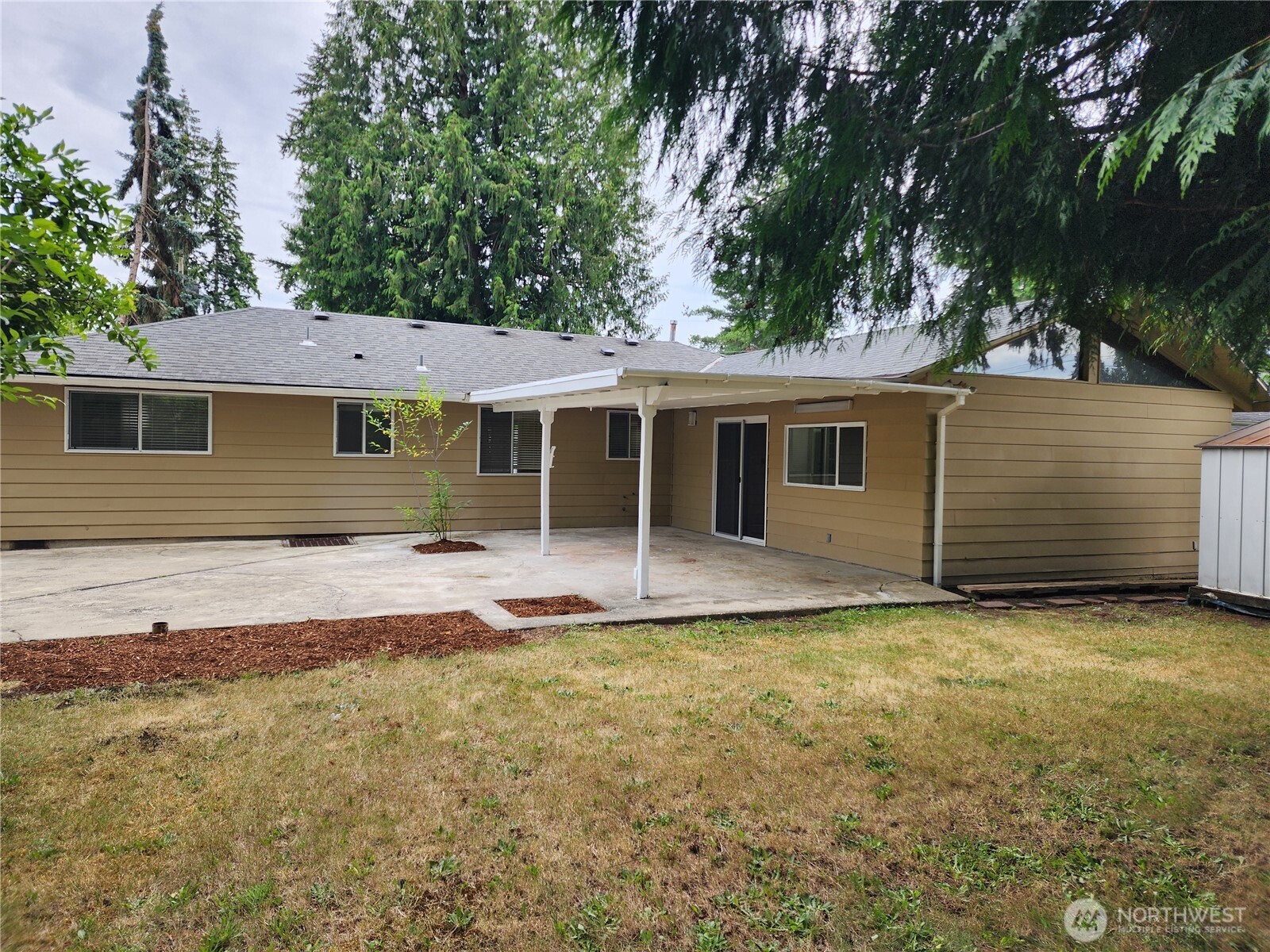 8810 Northeast 187th Street Bothell, WA 98011 - Photo 38 of 40