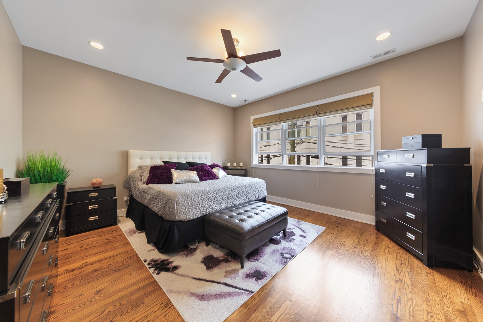 1242 West Jackson Boulevard, Unit 2W Chicago, IL 60607 - Photo 7 of 17