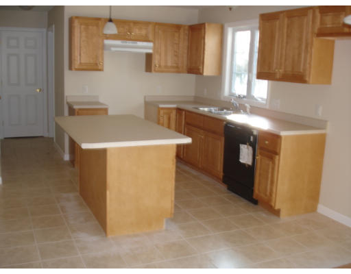44 Wilber Street Springfield, MA 01104 - Photo 2 of 13