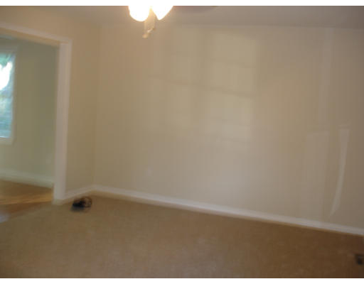 44 Wilber Street Springfield, MA 01104 - Photo 6 of 13