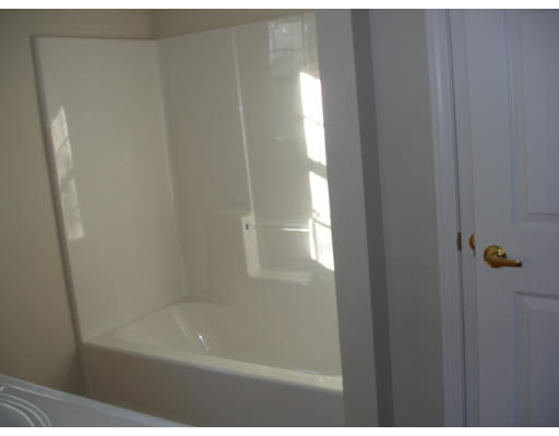 44 Wilber Street Springfield, MA 01104 - Photo 7 of 13