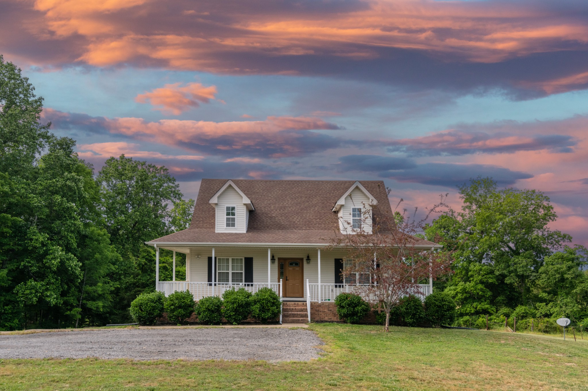 225 Sherman Road Charlotte, TN 37036 - Photo 3 of 69