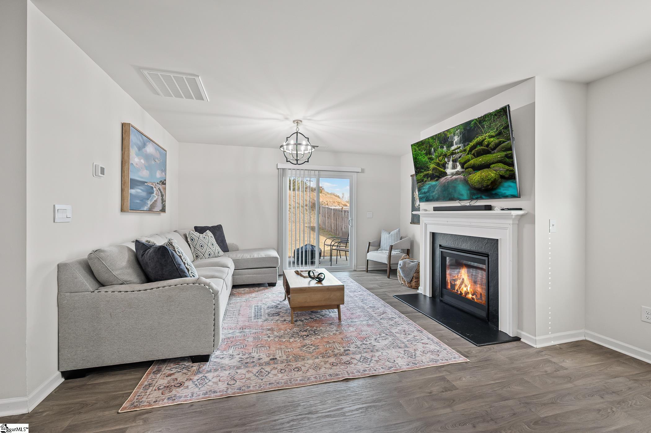 918 Ashwood Way Easley, SC 29640 - Photo 3 of 40