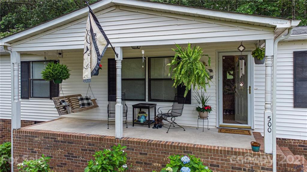 500 Miner's Road Lincolnton, NC 28092 - Photo 2 of 21 Gallery Image 2