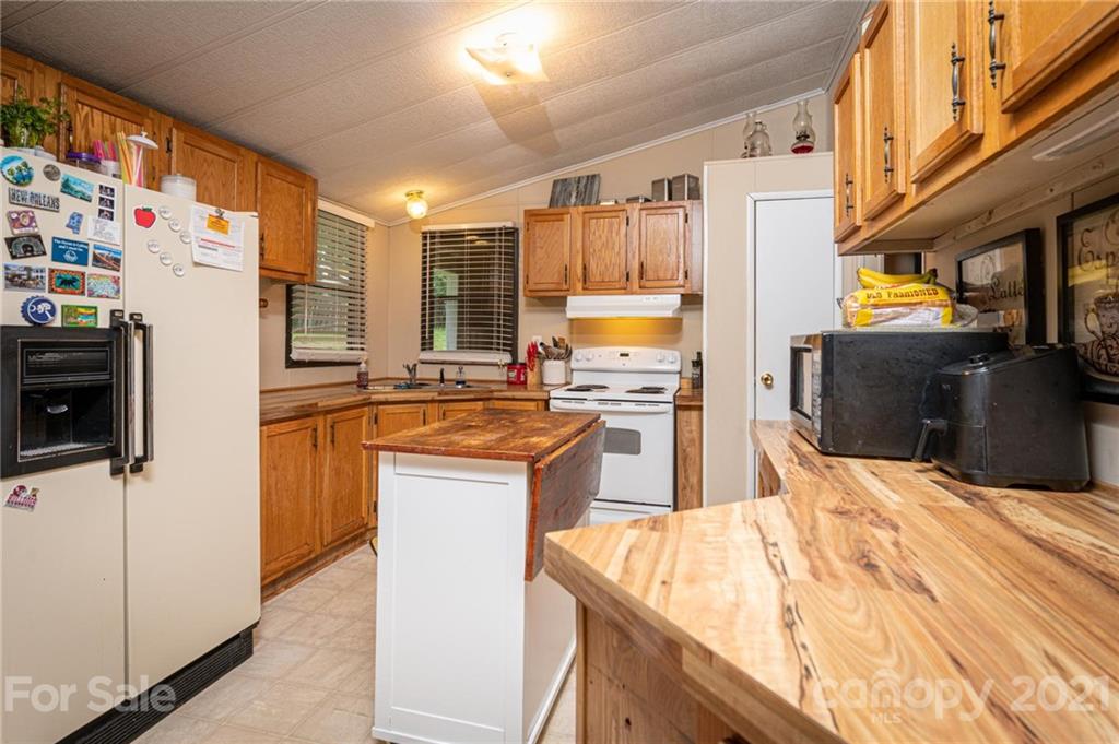 500 Miner's Road Lincolnton, NC 28092 - Photo 5 of 21 Gallery Image 5