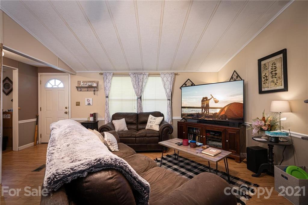 500 Miner's Road Lincolnton, NC 28092 - Photo 6 of 21 Gallery Image 6