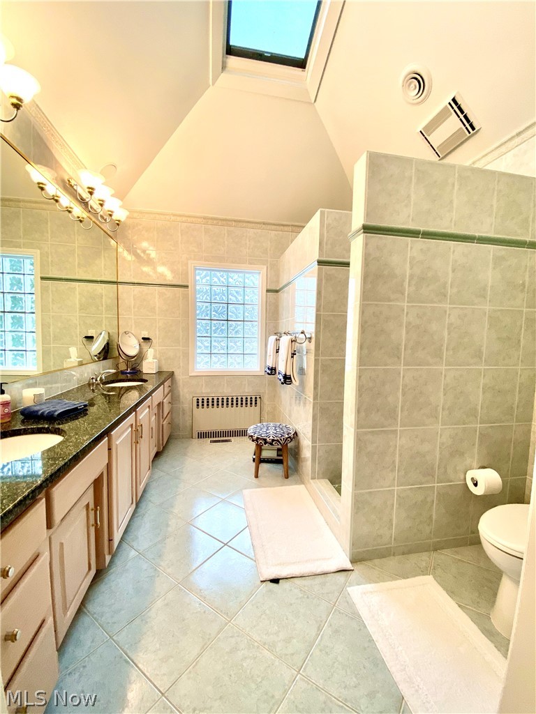 4626 East Cliff Road Port Clinton, OH 43452 - Photo 17 of 35 Gallery Image 17