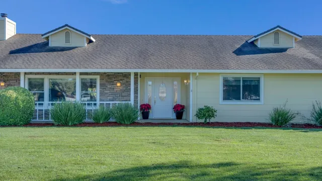 $1,188,888 | 21160 Valle San Juan Drive, Salinas, CA 93907