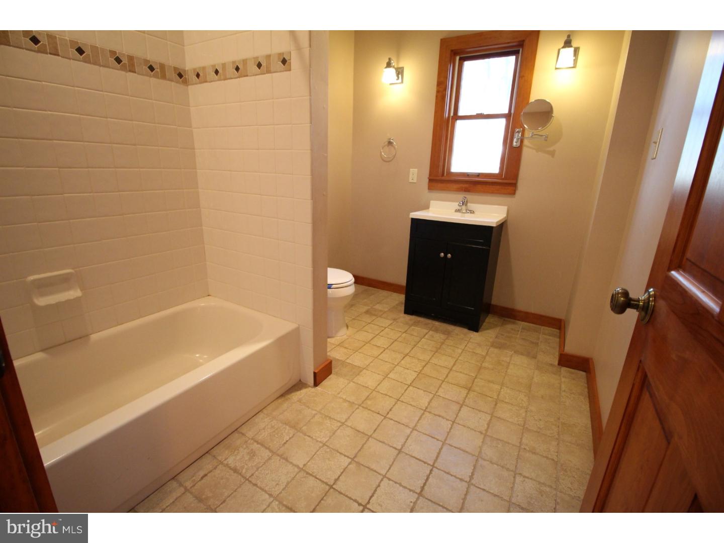 247 Thompson Mill Road Newtown, PA 18940 - Photo 18 of 25