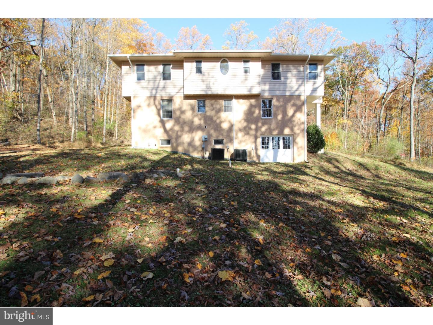 247 Thompson Mill Road Newtown, PA 18940 - Photo 3 of 25