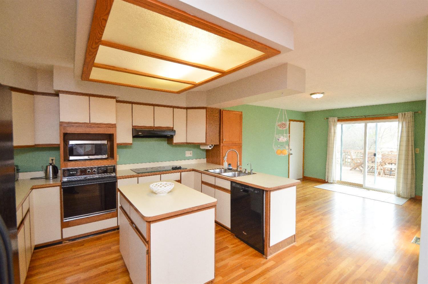 8290 Dimmick Road West Chester, OH 45241 - Photo 5 of 33 Gallery Image 5