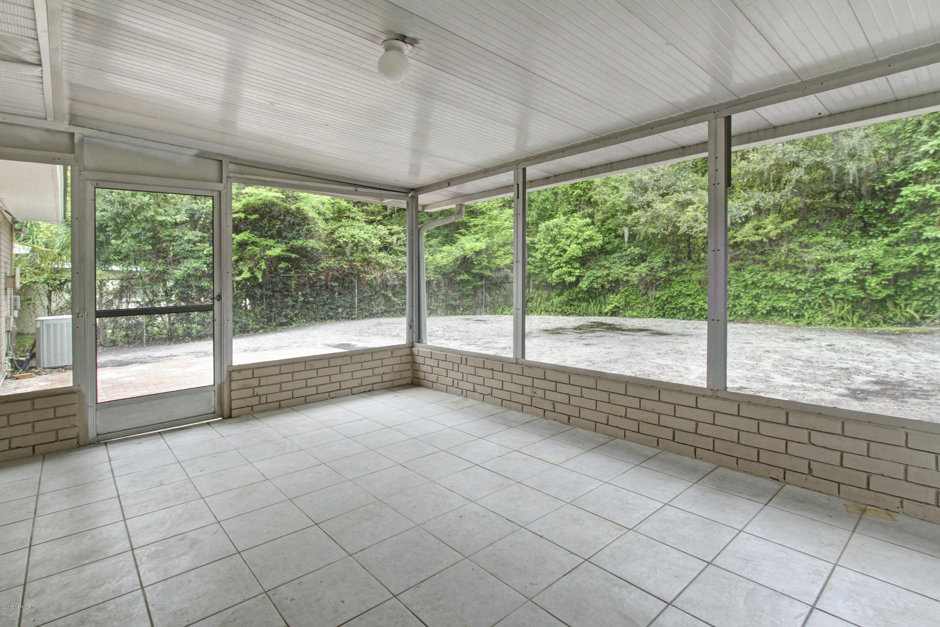3580 Victoria Park Road Jacksonville, FL 32216 - Photo 17 of 17 Back Screen porch