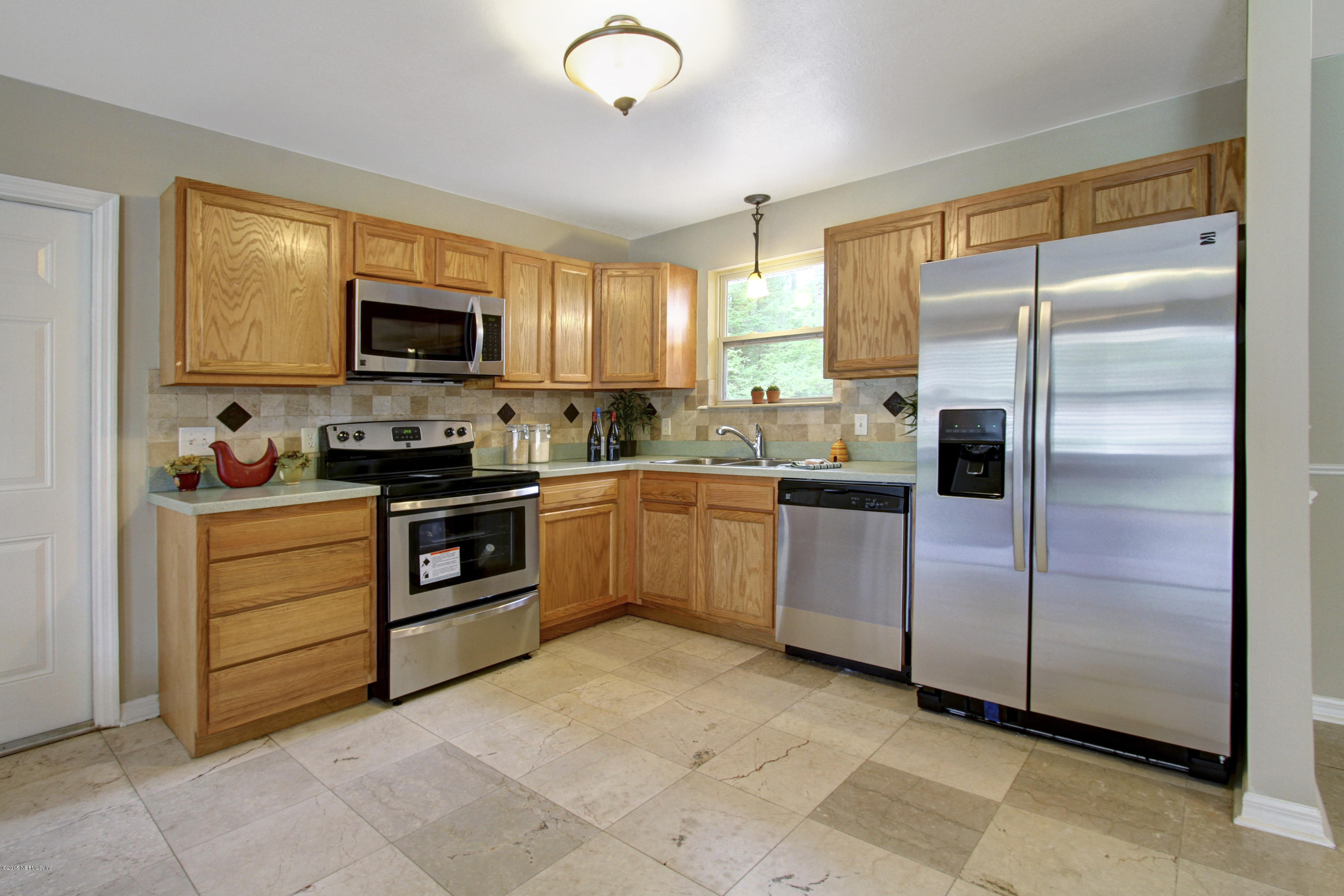 3580 Victoria Park Road Jacksonville, FL 32216 - Photo 6 of 17 IMG_0091_2_3_4_5.jpg