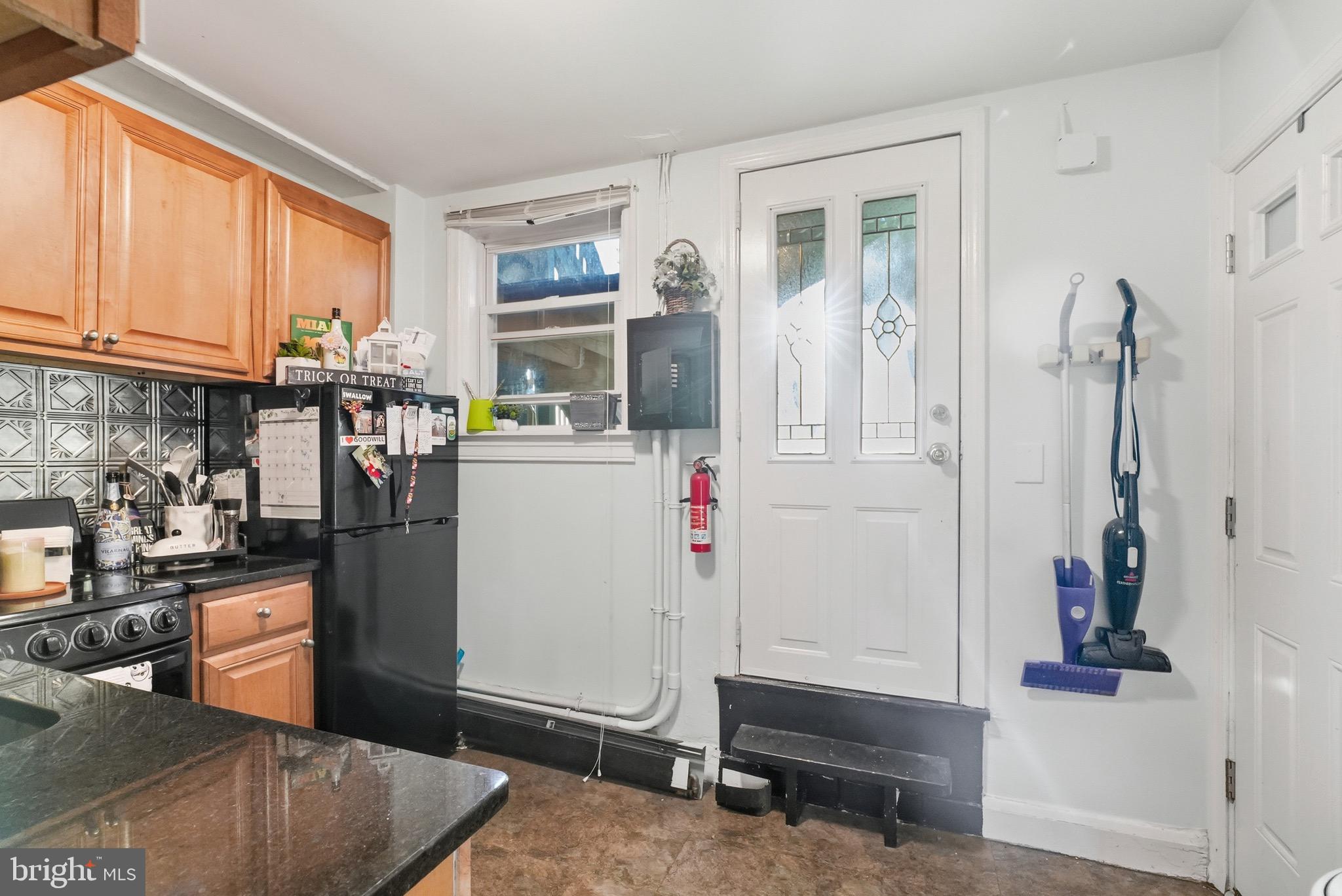 1412 Light Street, Unit 3 Baltimore, MD 21230 - Photo 5 of 23 a room with storage and utility