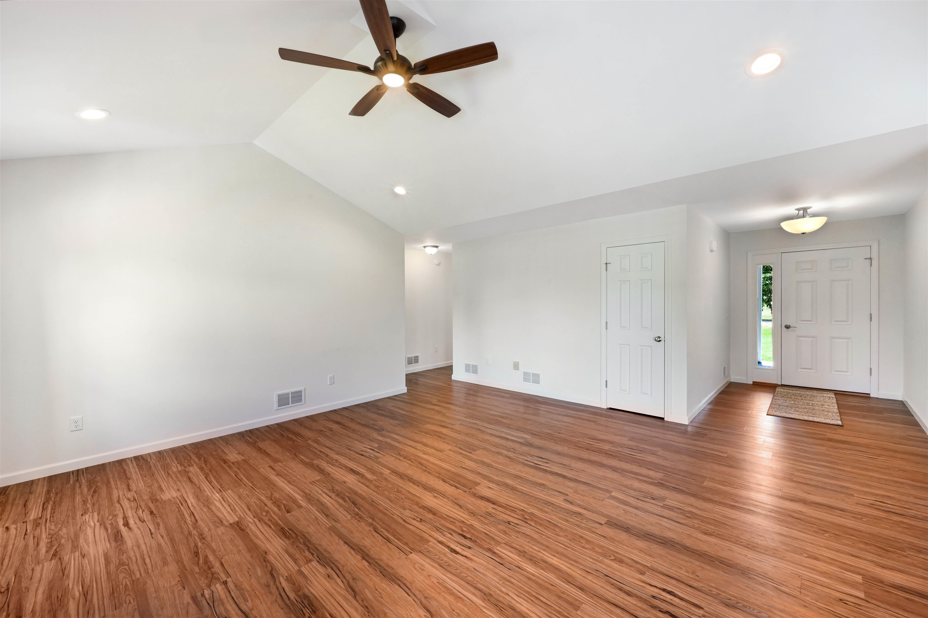 7 Riparian Way Milton, VT 05468 - Photo 9 of 46