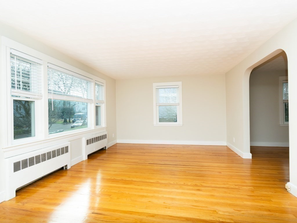 7 Mangano Court, Unit 2 Watertown, MA 02472 - Photo 5 of 14