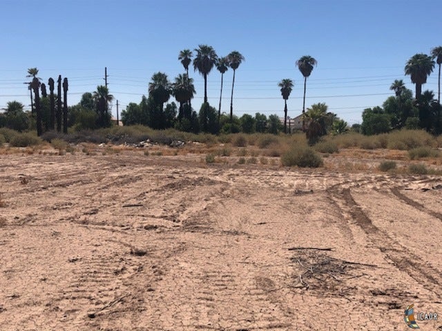 1650 South Clark Road El Centro, CA 92243 - Photo 4 of 16 Gallery Image 4