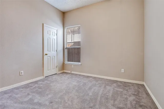 $490,000 | 8020 Bridge Street, North Richland Hills, TX 76180