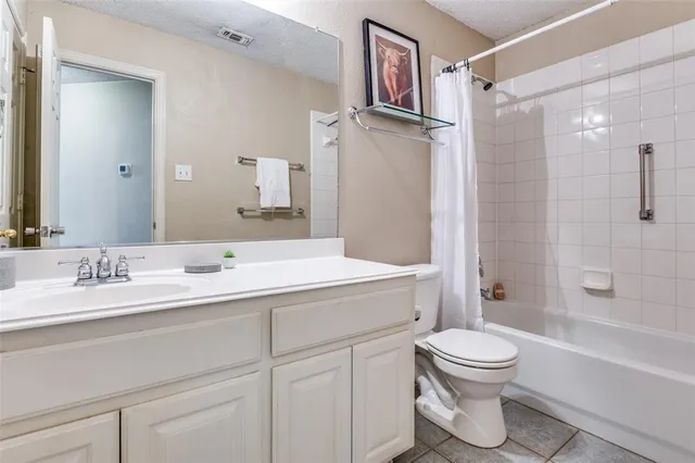 $490,000 | 8020 Bridge Street, North Richland Hills, TX 76180