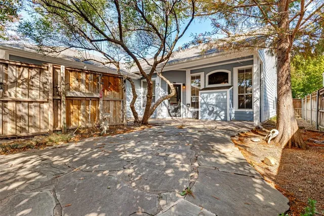 $490,000 | 8020 Bridge Street, North Richland Hills, TX 76180