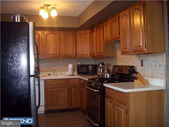 3847 Fairdale Road Philadelphia, PA 19154 - Photo 6 of 12 Gallery Image 6