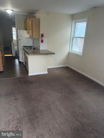 $1,400 | 1008 Clifton Avenue, Unit B, Darby, PA 19023