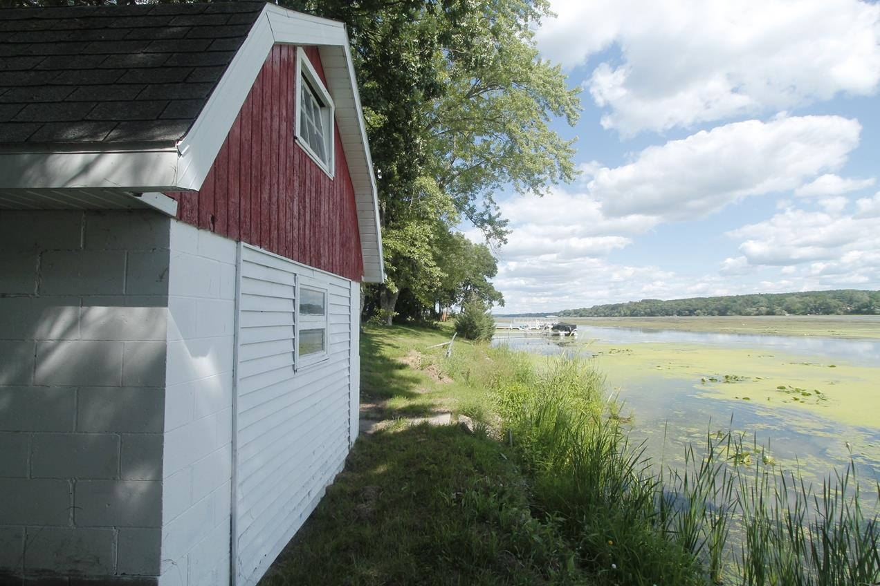 W4945 County Road C Road Montello, WI 53949 - Photo 5 of 34 Gallery Image 5