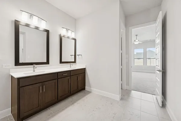 $479,990 | 748 Shinnery Oak Way, Waxahachie, TX 75165