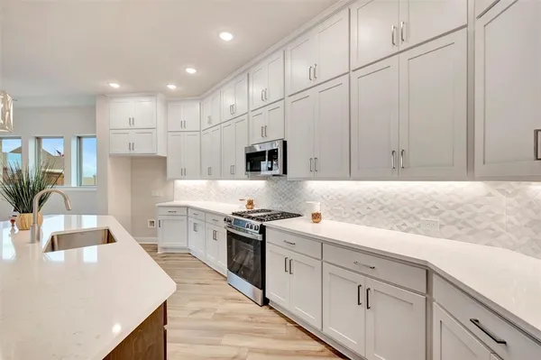 $479,990 | 748 Shinnery Oak Way, Waxahachie, TX 75165