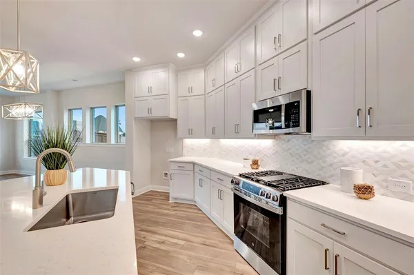 $479,990 | 748 Shinnery Oak Way, Waxahachie, TX 75165