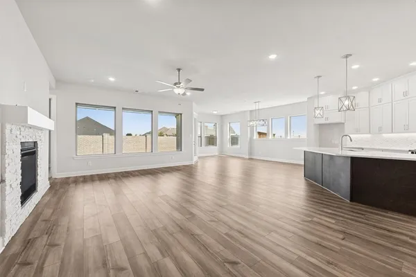 $479,990 | 748 Shinnery Oak Way, Waxahachie, TX 75165